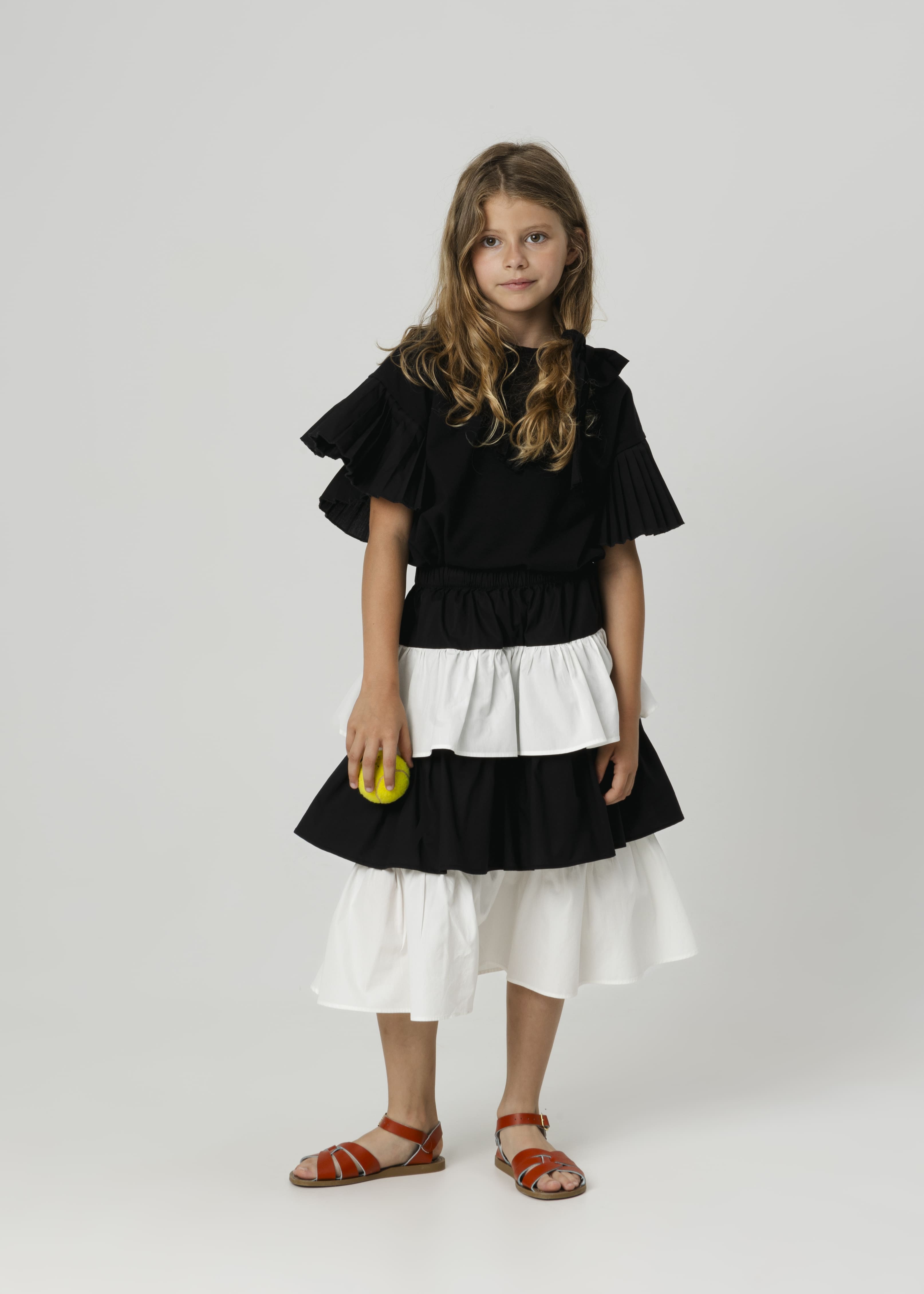 WOLF & RITA　DEOLINDA ASH