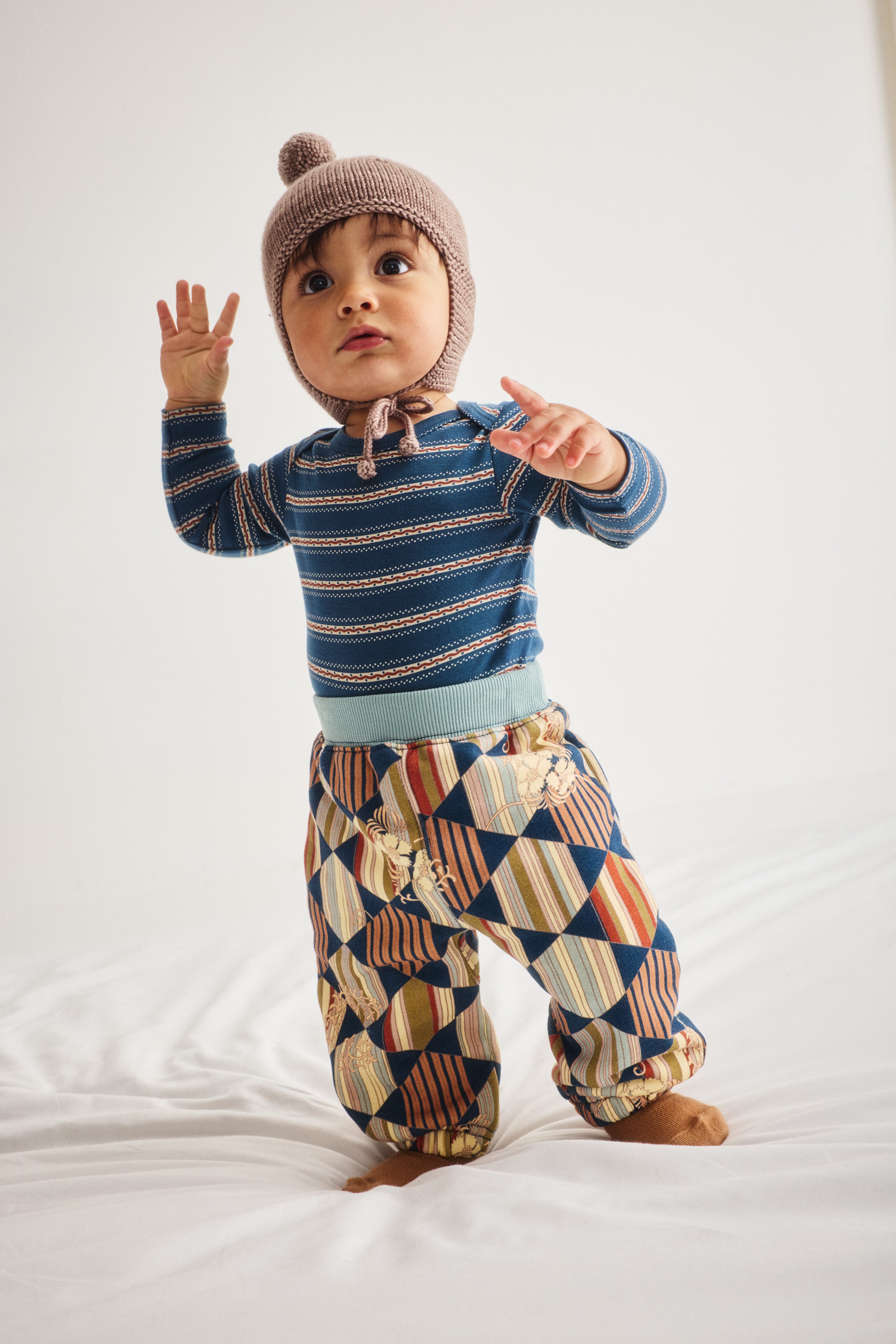 Misha & Puff   BABY POINTY PEAK HAT ONSEN  26FA Drop2