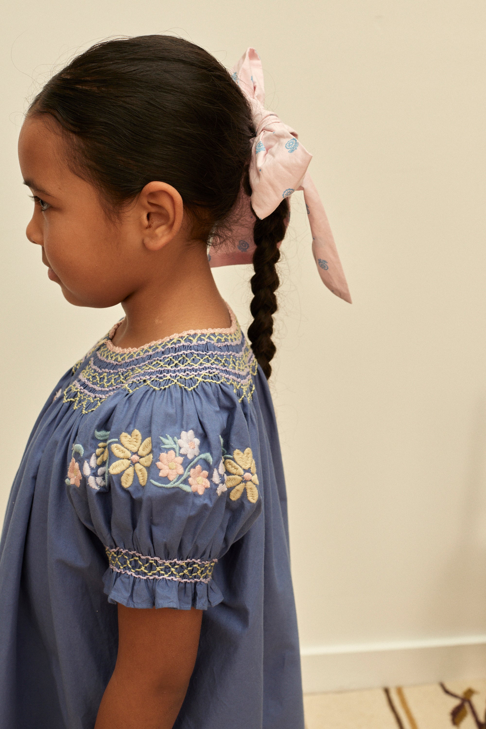 APOLINA  VERNA SMOCK DRESS - AZUL
