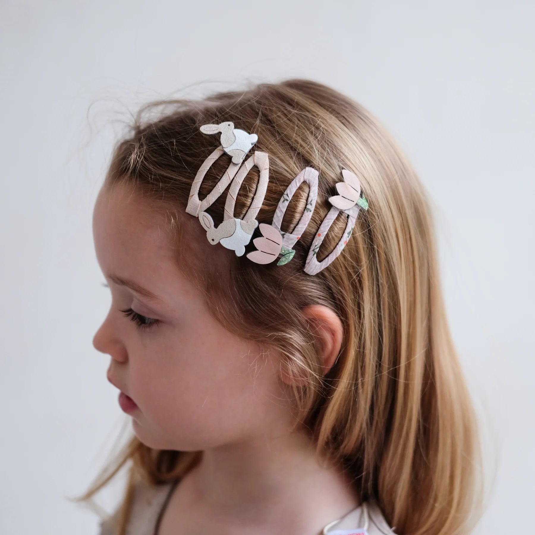 MIMI & LULA  BUNNY & FLOWER CLIC CLACS